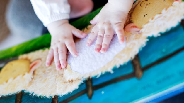 Goboken - ta-og-føle-på babybøker trener babyens taktile sans